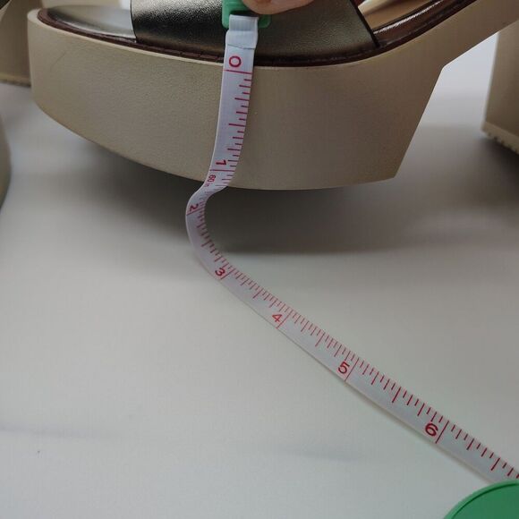 Naked Feet Iconoclast Platform Sandals Chunky Womens Size 6 M Metallic Open - Picture 8 of 12